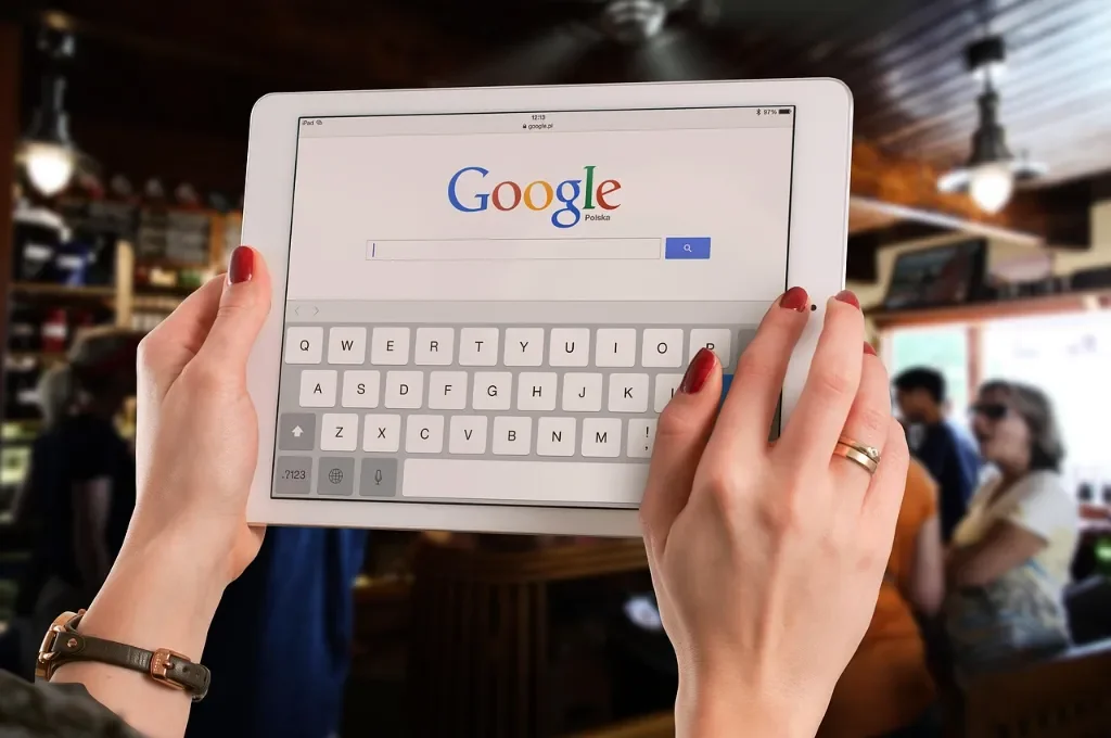 Jak odpowiadać na opinie w Google